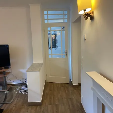 Wohnen Im Gruenen-souterrain 글리니케