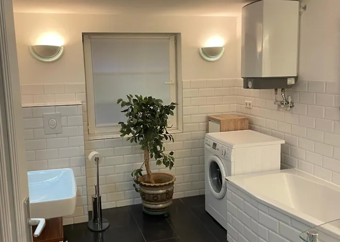 아파트 Wohnen Im Gruenen-souterrain